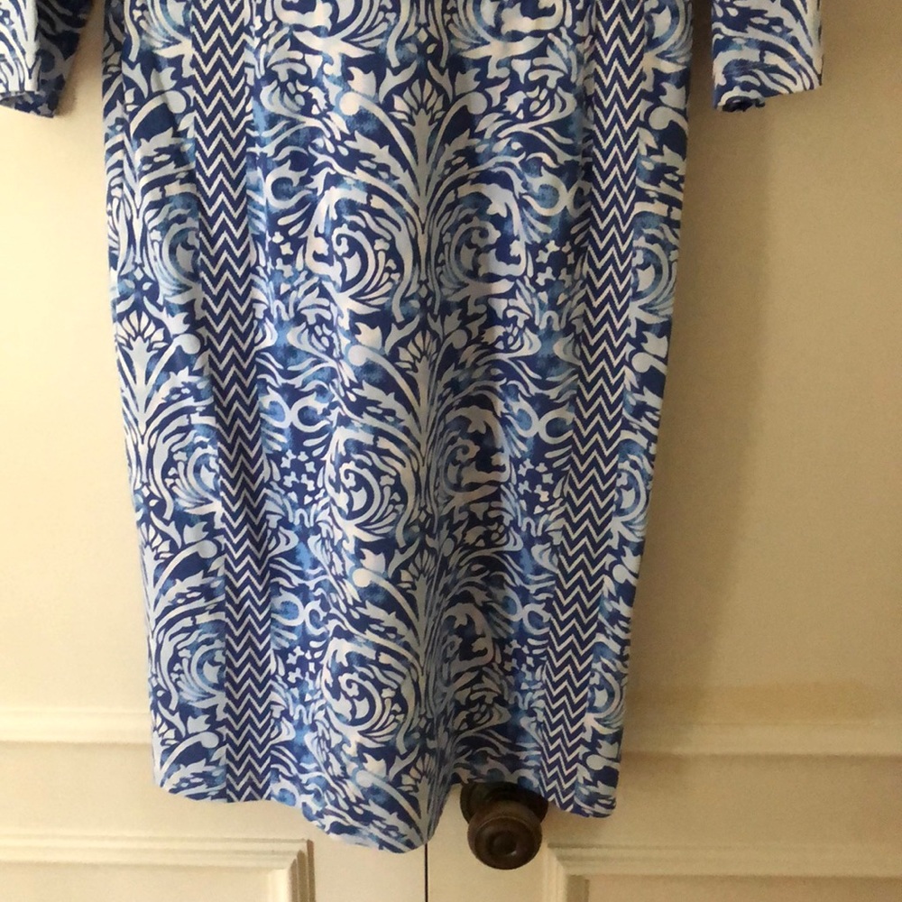 Dress - Picture 5 of 5